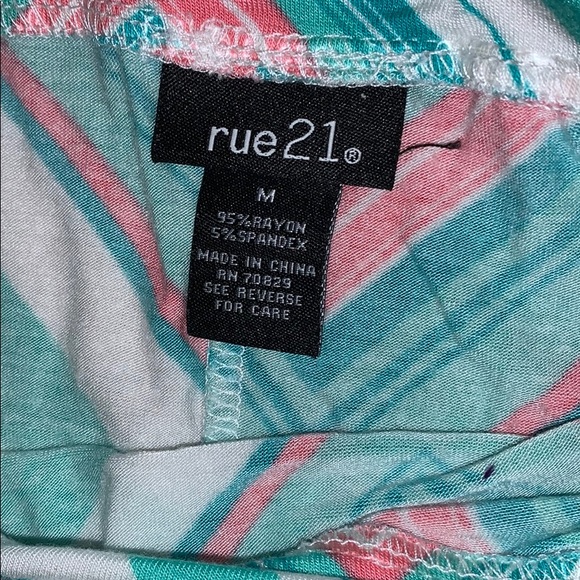 Chevron Maxi Skirt - Picture 3 of 3